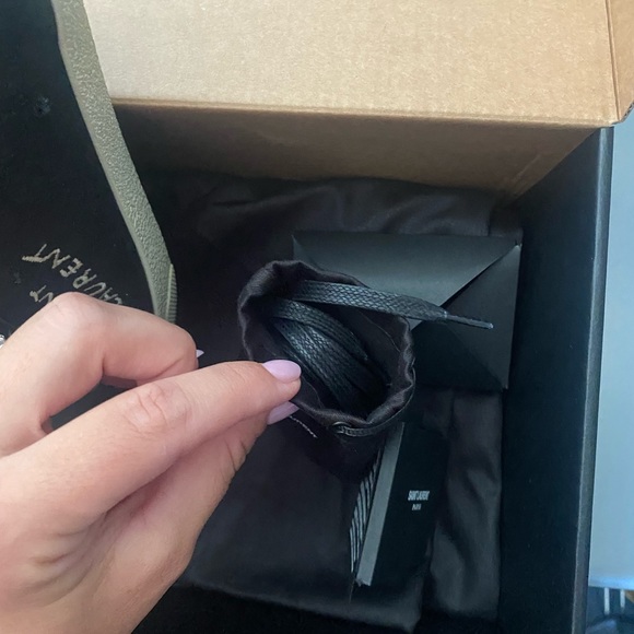 Saint Laurent distressed sneakers! - Picture 2 of 7